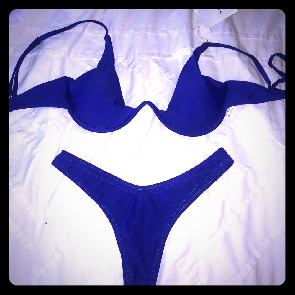 Push up plunge bikini